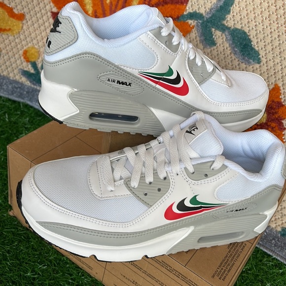 Nike Air Max 90 Multi Swoosh WMNS White/Malachite-University Red sneakers - Picture 13 of 16